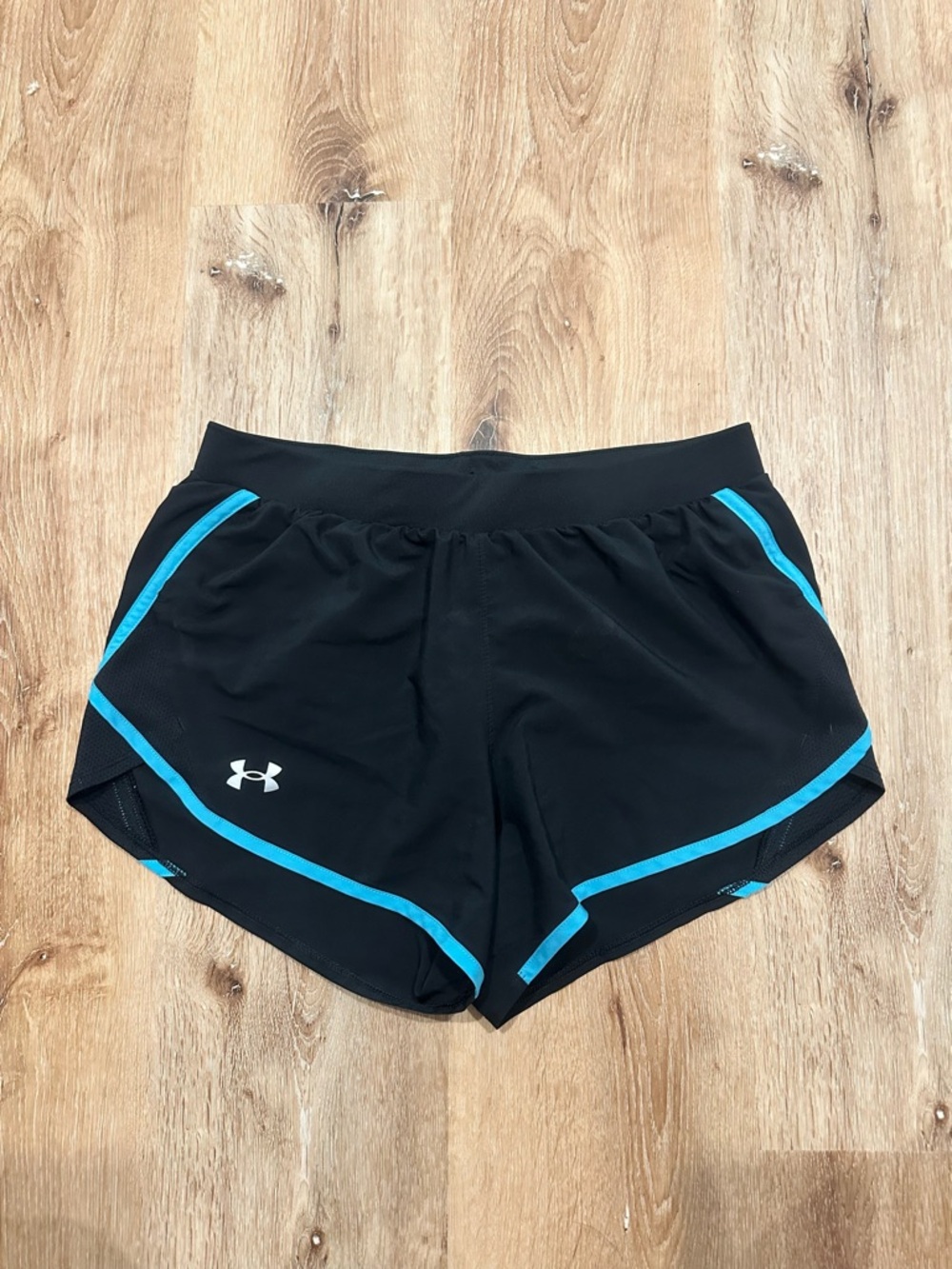 Under Armour Women's Fly By 2.0 Shorts - Black w/ Blue Piping - Small